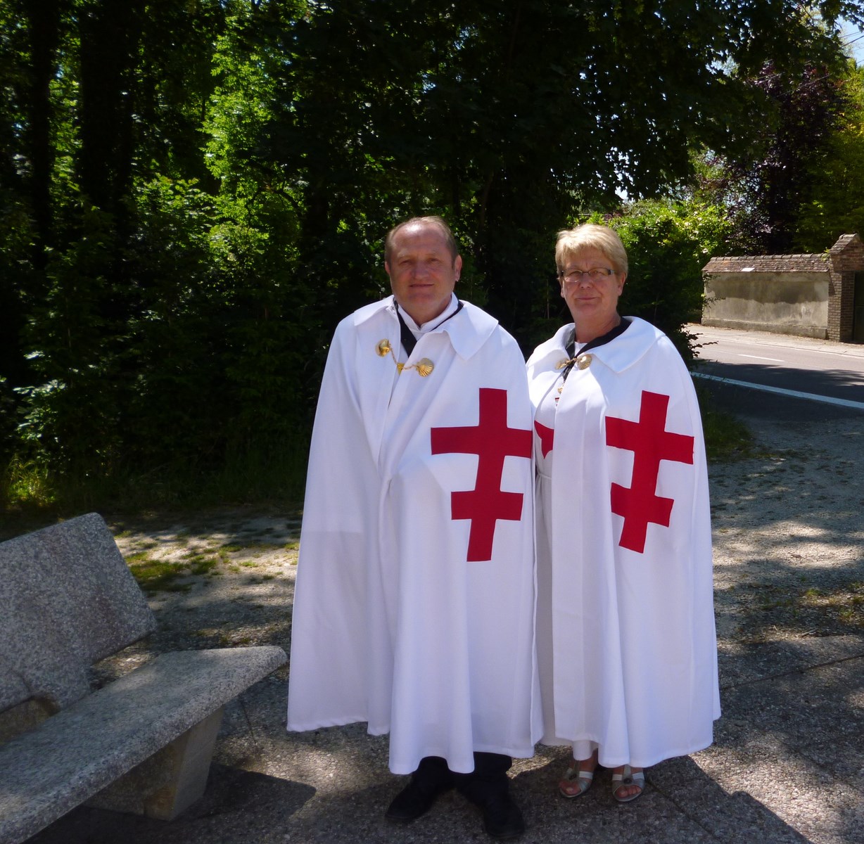CHAPITRE DANS L'EGLISE DU VILLAGE D'HUGUES DE PAENS JUIN 2014