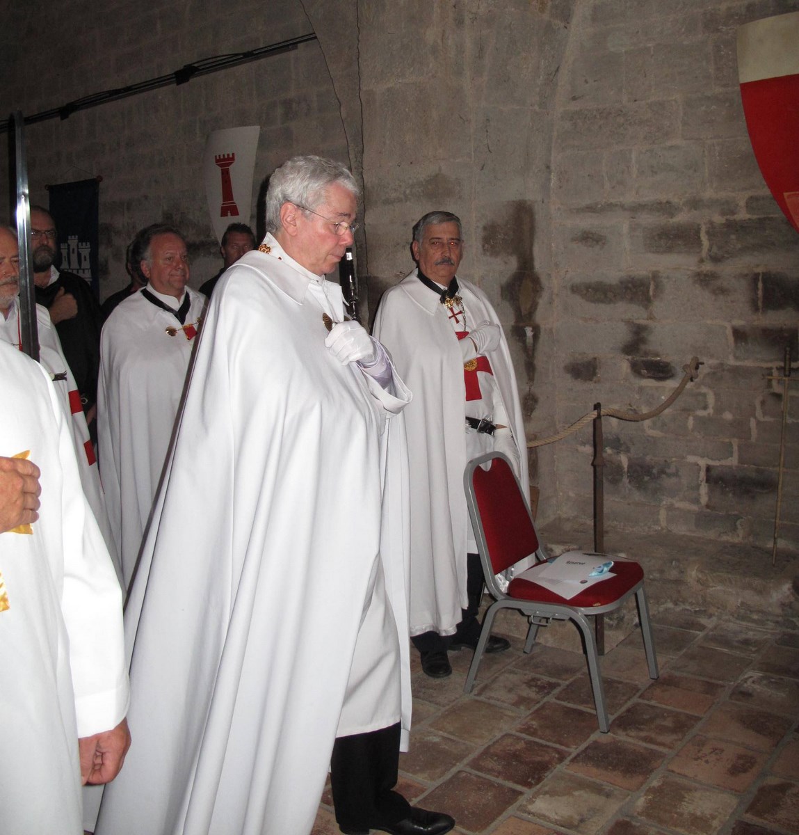 LES CHEVALIERS DE LA ROSE