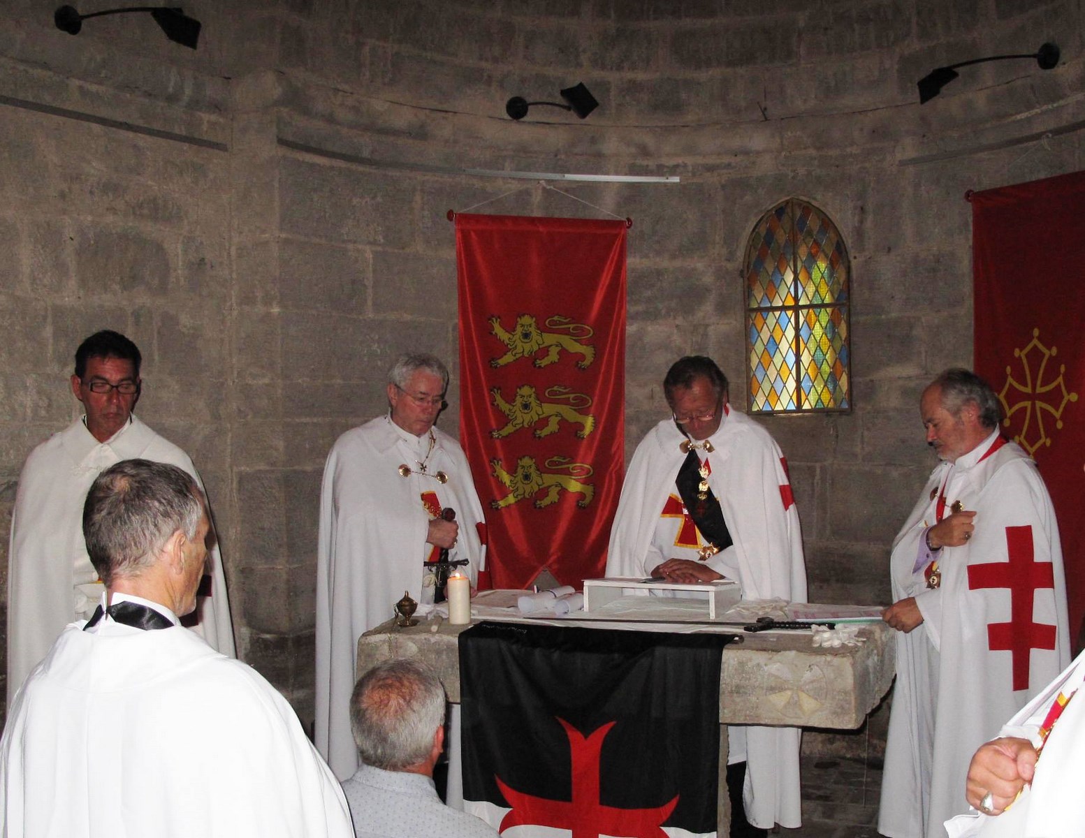LES CHEVALIERS DE LA ROSE