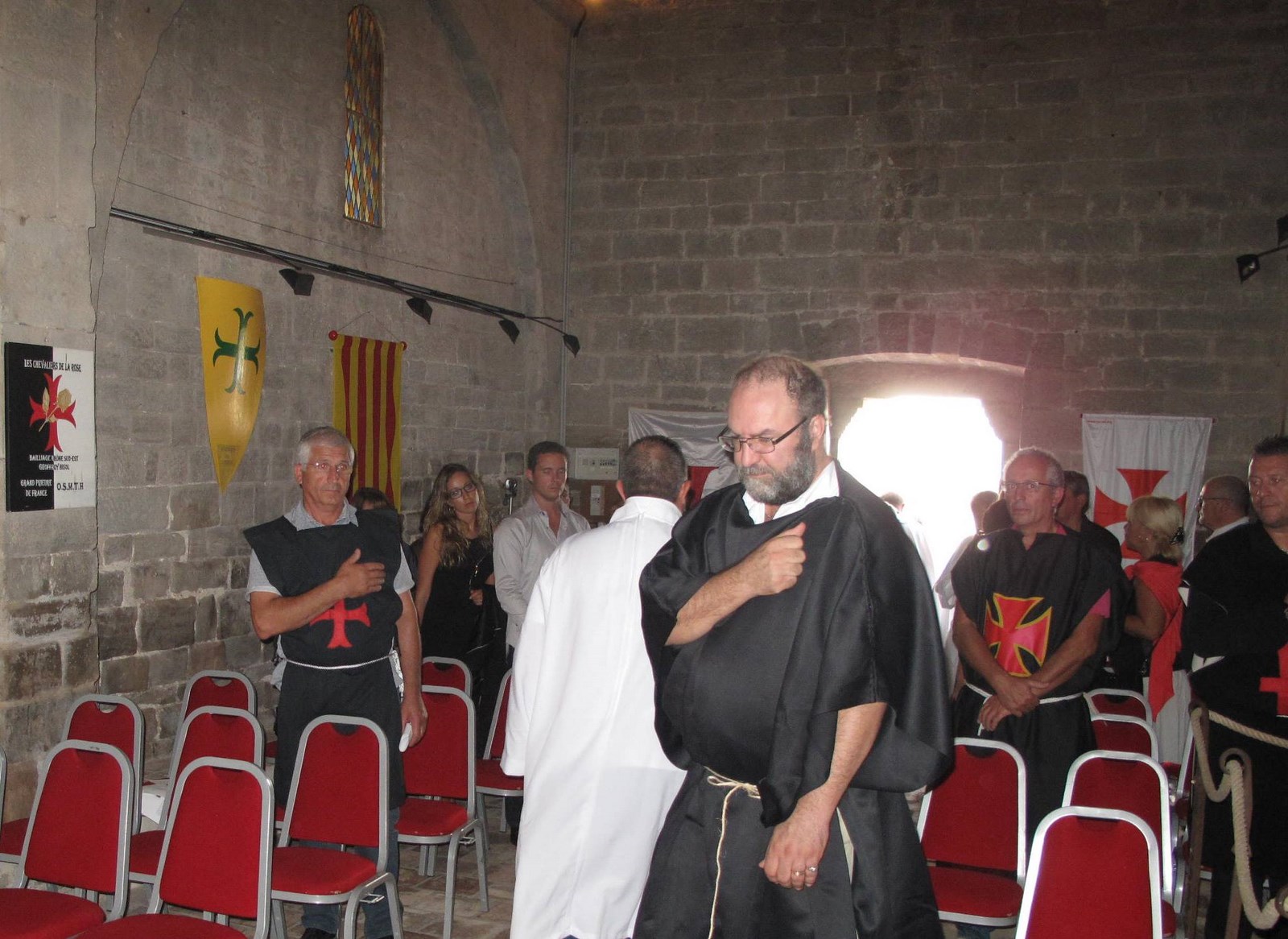 LES CHEVALIERS DE LA ROSE