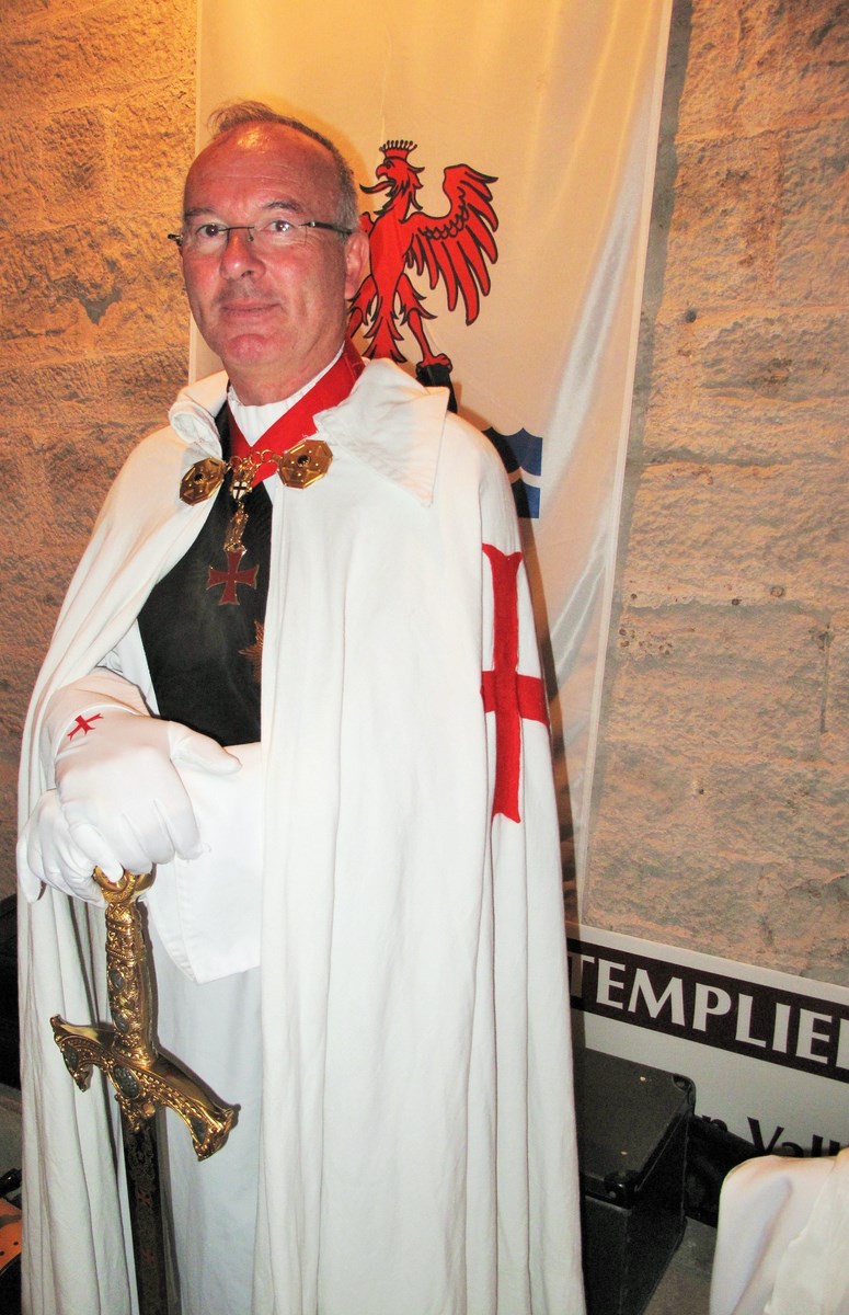 LES CHEVALIERS DE LA ROSE OCT 2015