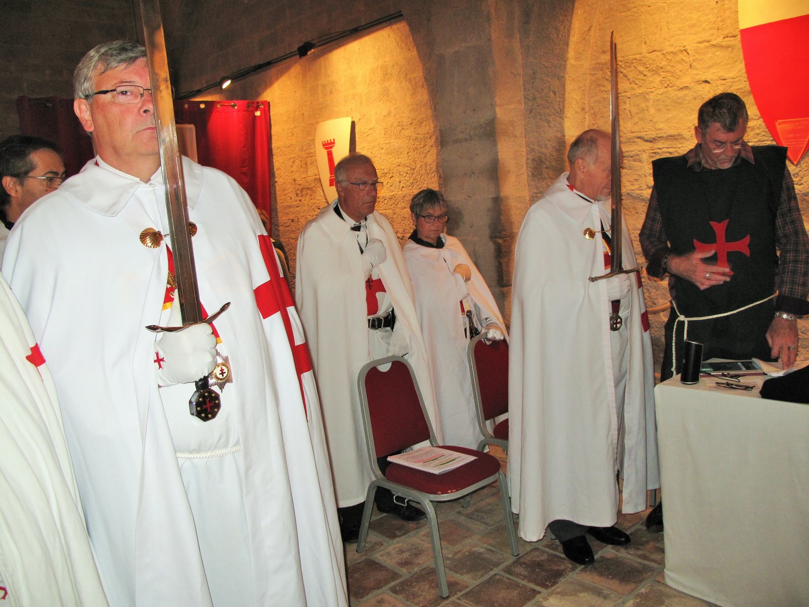 LES CHEVALIERS DE LA ROSE OCT 2015
